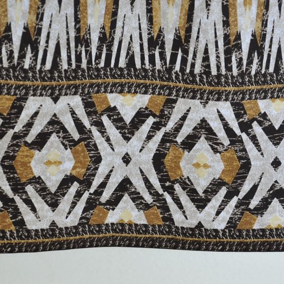 Chico's Pencil Skirt, Never Worn, size 1, Black Tan and Beige, Geometric Design - Picture 3 of 4